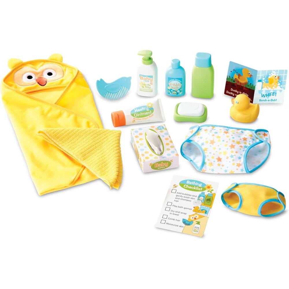 Melissa & Doug Mine to Love Changing & Bathtime Play Set for Dolls, (19 pcs) - Picture 2 of 4